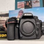 Nikon D7500 D 7500 SLR Film Camera DX SLR Camera 20.9 MP Body Near Mint Condition