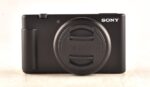 Sony ZV-1F 20.1MP 4K f/2 Vlogging Digital Camera - Black - Image 4