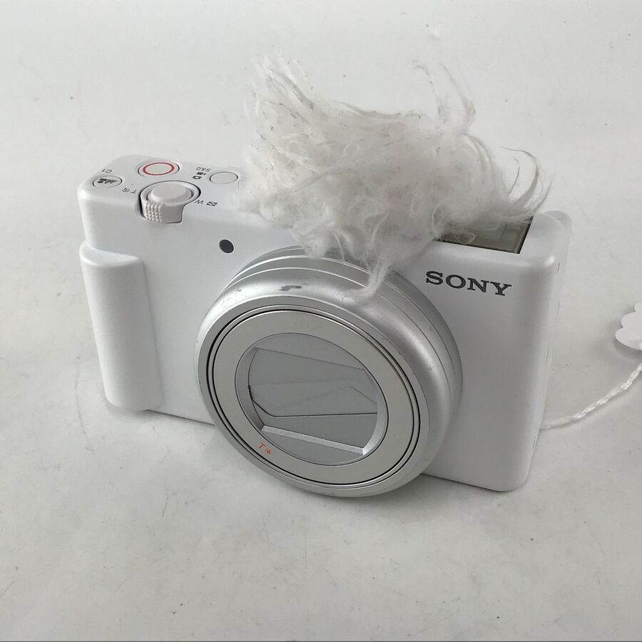 s-l900_d8f4a426-6b1d-475a-bd96-c738d9212629.jpg Sony ZV-1 Mark II White Camera Used Good - Image 1